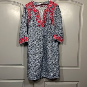 Linen V-Neck Shift Dress